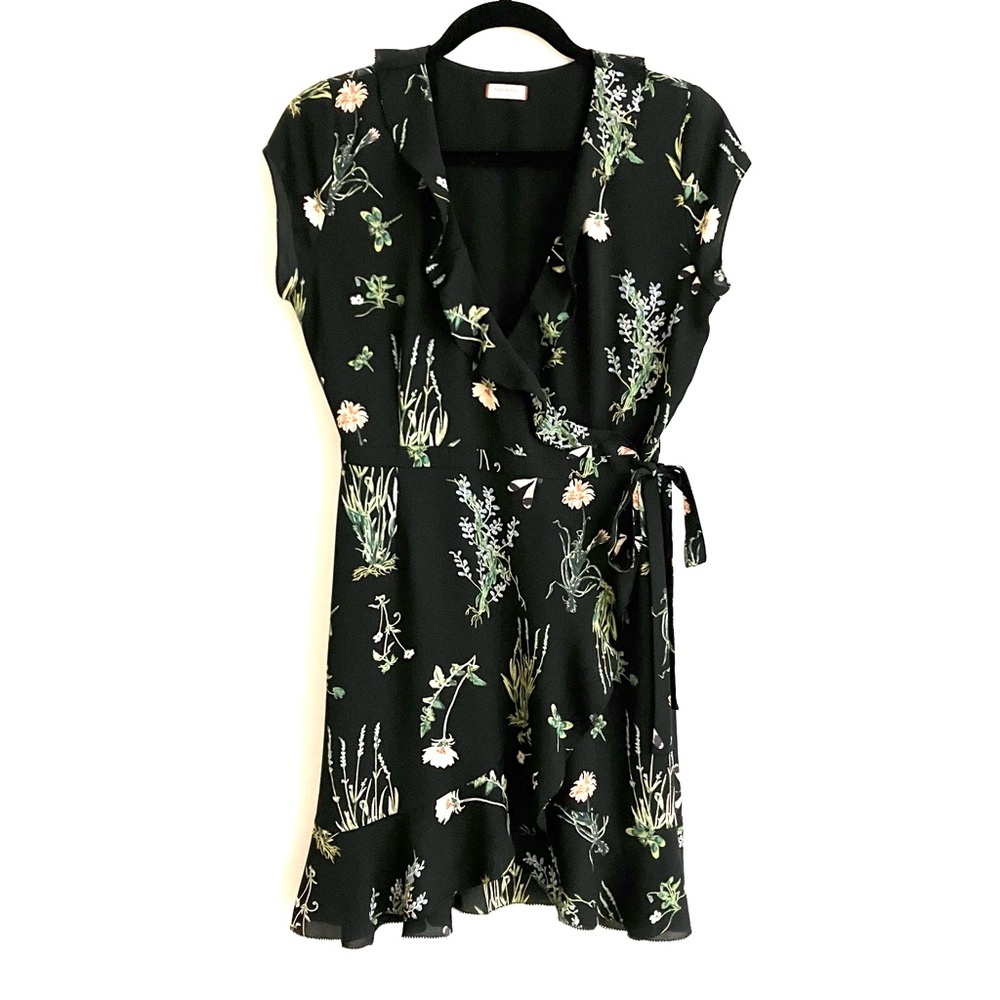 Aritzia Sunday Best Savoy Ruffled Wrap Dress Black Floral 0